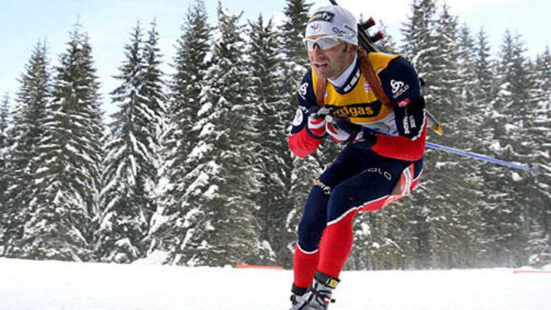 Vincent Defrasne je dobil premierno tekmo biatlonskega svetovnega pokala.