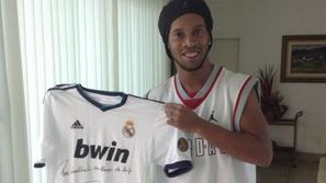 Ronaldinho Ronaldo Belo Horizonte Real Madrid darilo dres