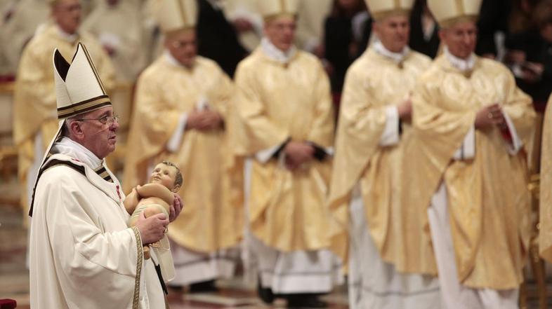 Papež Frančišek med polnočnico