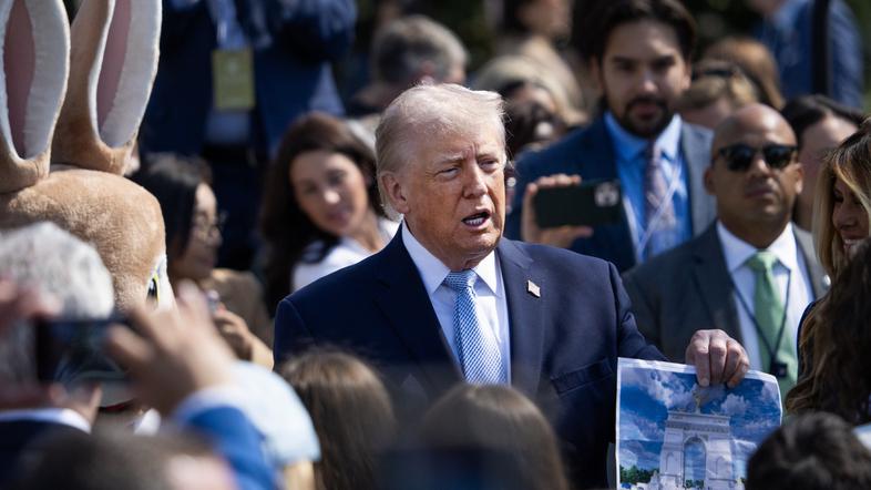 Donald Trump slavolok