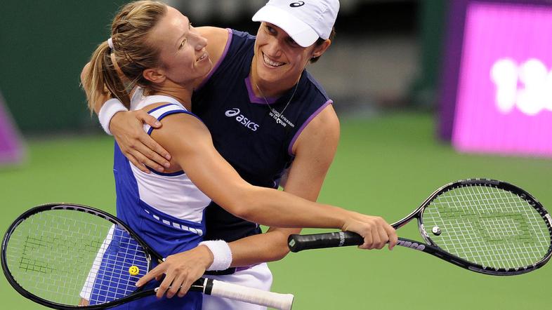 Květa Peschke (levo) in Katarina Srebotnik (desno) znata odlično igrati v dvojic