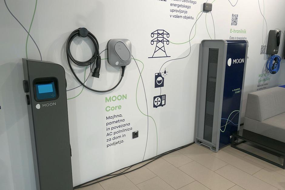 Porsche Slovenija Moon | Avtor: Matija_Janežič