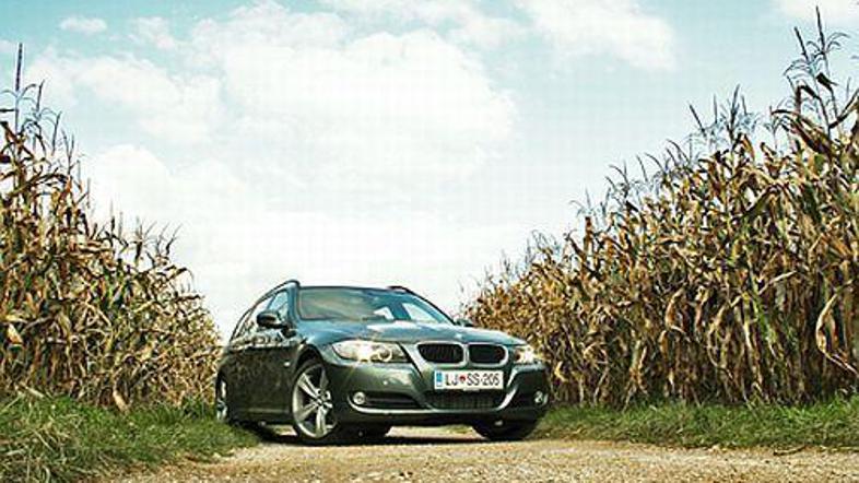 BMW-jeva trojka za sedaj predstavlja kar 44 odstotkov prodaje nemškega giganta. 