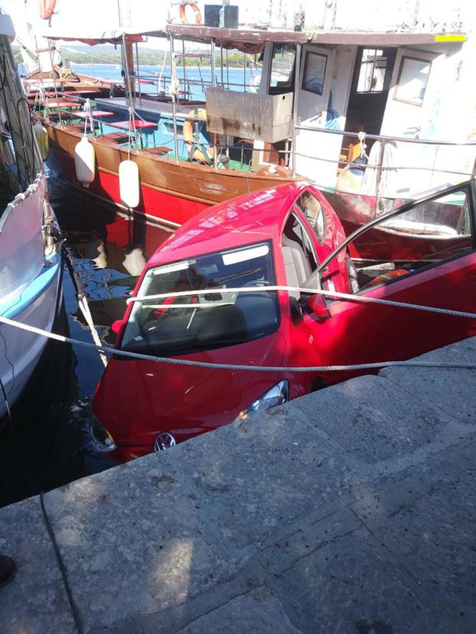 nesreča Krk Punat avto morje | Avtor: 24sata