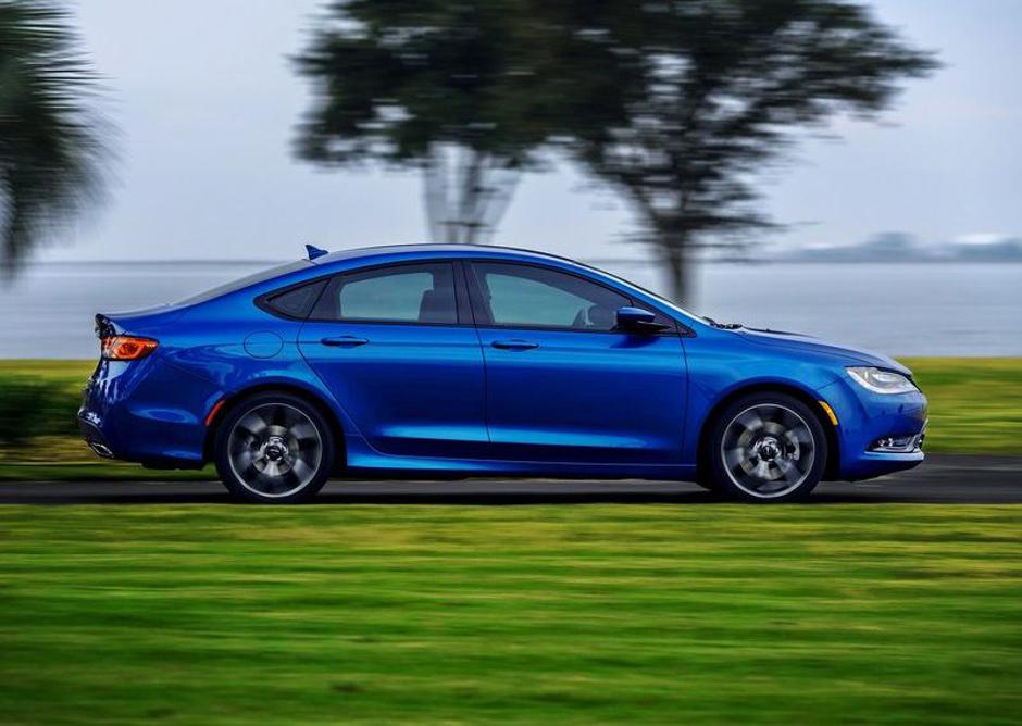 Chrysler 200 | Avtor: Chrysler