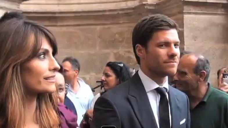 Xabi Alonso, poroka Albiola