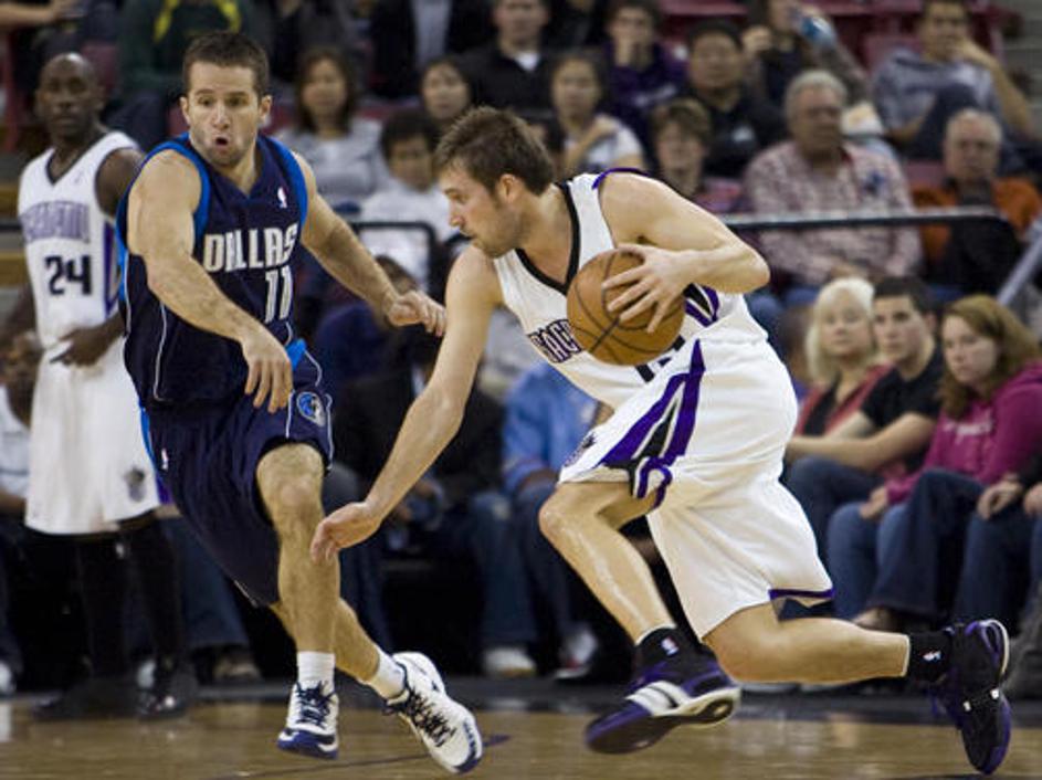 Beno Udrih je prejel prestižno nagrado. (Foto: Reuters)