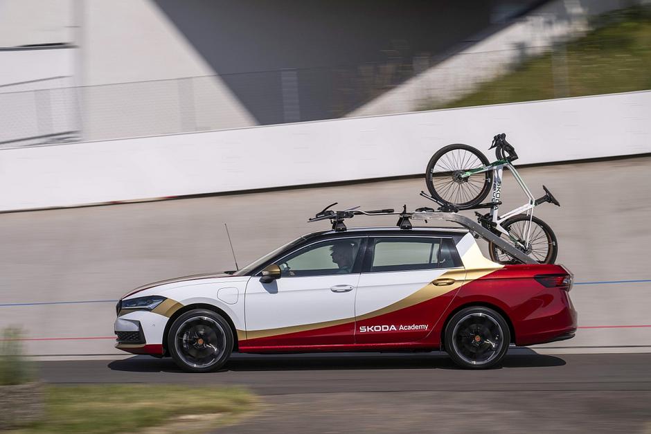 Škoda superb L&K 130 | Avtor: Škoda