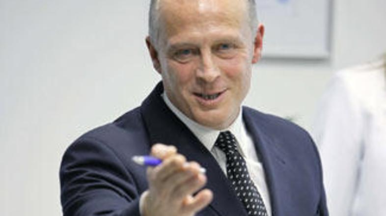 Predsednik uprave Viktor Tajnšek zanika, da bi tudi on dobival grožnje.