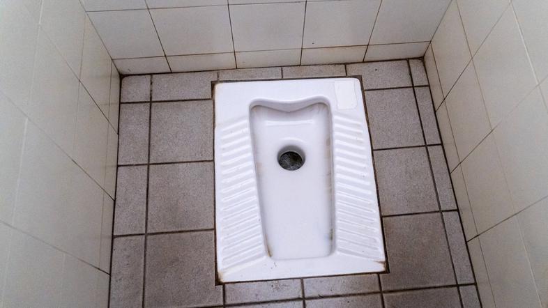 Stranišče na počep