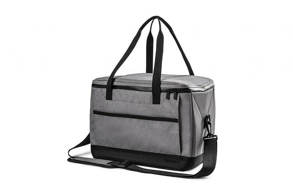 avtomobilski hladilnik, hladilna torba, prenosni hladilnik | Avtor: Škoda