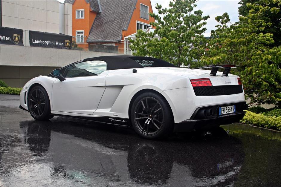 Lamborghini LP-570-4 spyder performante | Avtor: Miha Pečoler