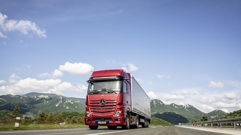 Mercedes-benz actros