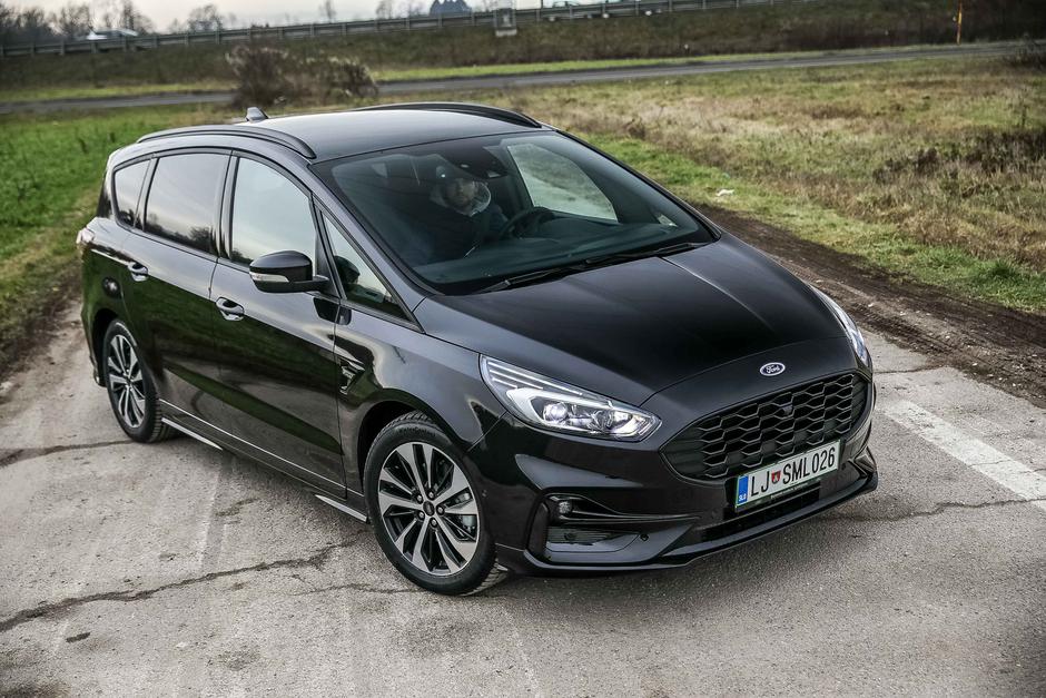 Ford S-max Hybrid | Avtor: Saša Despot