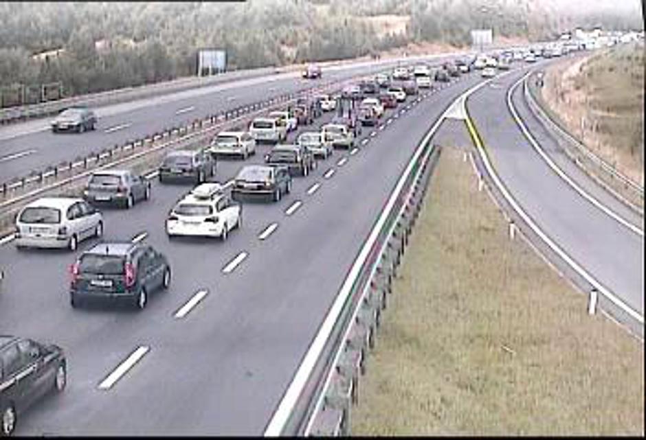 Kolona na avtocesti Divača | Avtor: PIC