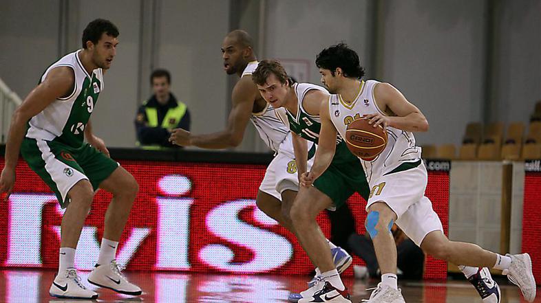 Sašo Ožbolt je z natančno roko pri prostih metih priboril Olimpijino zmago v zad