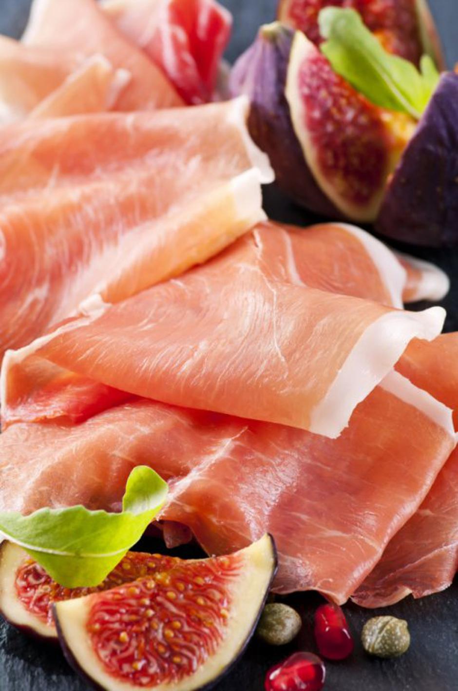 pršut | Avtor: Shutterstock