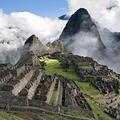 Machu Picchu nad dolino Urubambe je na seznamu najbolj ogroženih znamenitosti na