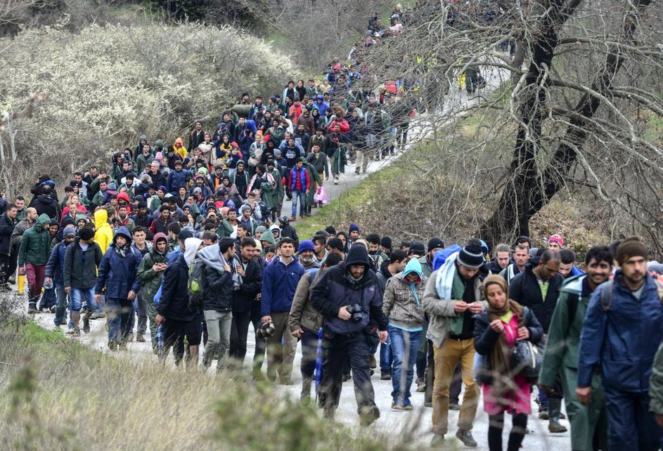 Begunci v Idomeni