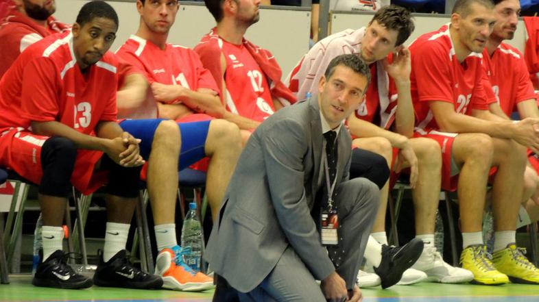 Tajfun, Sutjeska, Dejan Mihevc