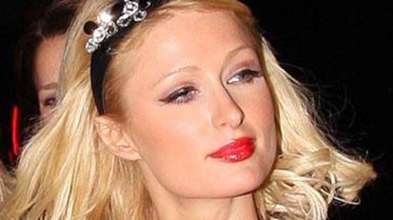 V dokumentarcu naj bi Paris pokazala svoj drugi obraz.