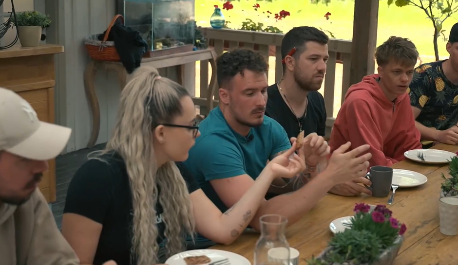 kmetija, ema, jan | Avtor: Voyo