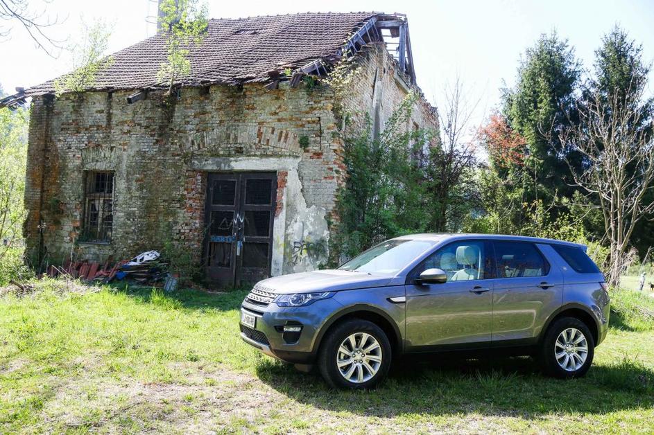 Land rover discovery sport