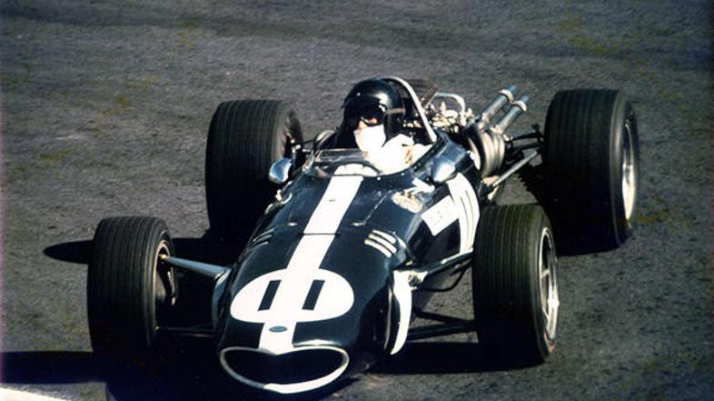 Dan Gurney z dirkalnikom Eagle, s katerim je enkrat zmagal, na VN Mehike leta 19