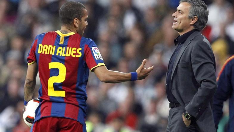 Daniel Alves Jose Mourinho