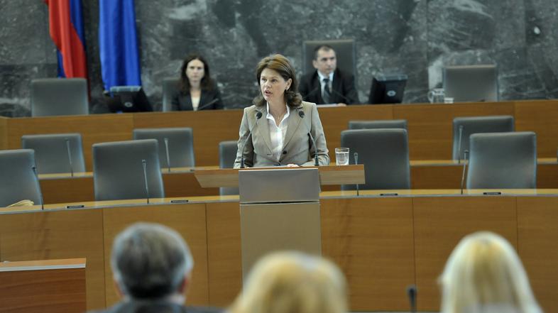 slovenija 20.03.13, Alenka Bratusek, mandatarka, izredna seja DZ, na kateri so  