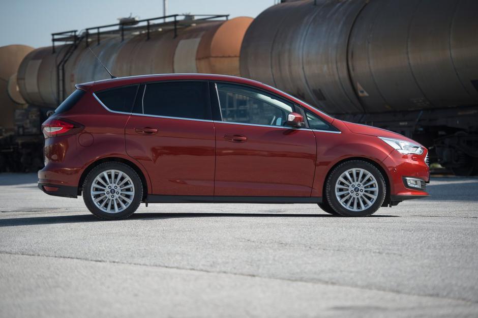 c-max | Avtor: Anže Petkovšek