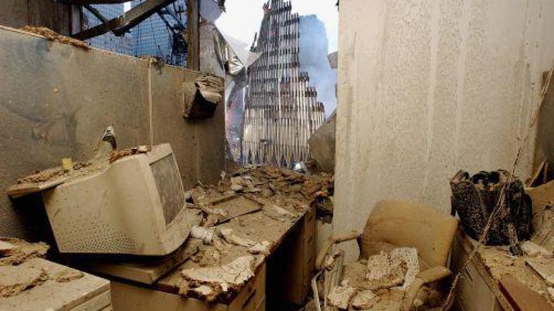 Teroristični napad na ZDA 11. septembra 2001 je zahteval skoraj 3000 življenj.