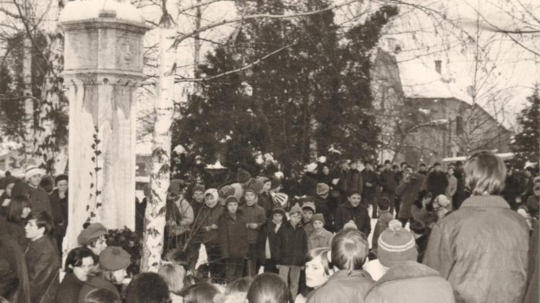 Prešernov gaj, 8. februar 1969, 120-letnica smrti Franceta Prešerna, grob