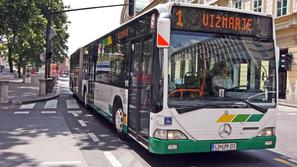 Na LPP menijo, da je bil za incident kriv potnik, ker ni vedel, da ne more prest