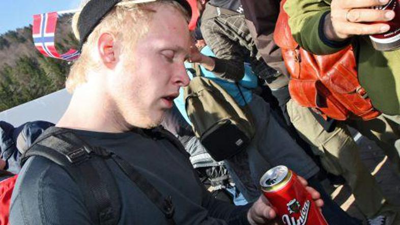 Sobotno dogajanje v Planici je kljub reki alkohola minilo brez incidentov.