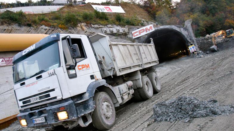 V DDC svetovanje inženiring, ki je nadzornik del, so nam potrdili, da je del izk
