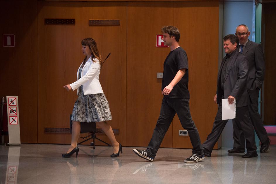 Violeta Tomič, Miha Kordiš in Franc Trček na prvi seji 8. Državni zbor Republike Slovenije