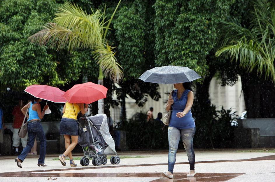 Tropska nevihta na Kubi.