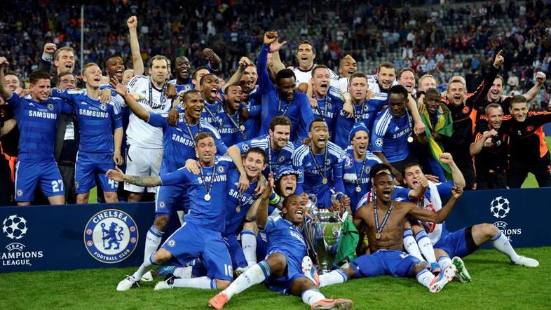 pokal naslov Meireles Lampard Drogba Kalou Mata Torres Essien Cahill Terry Final