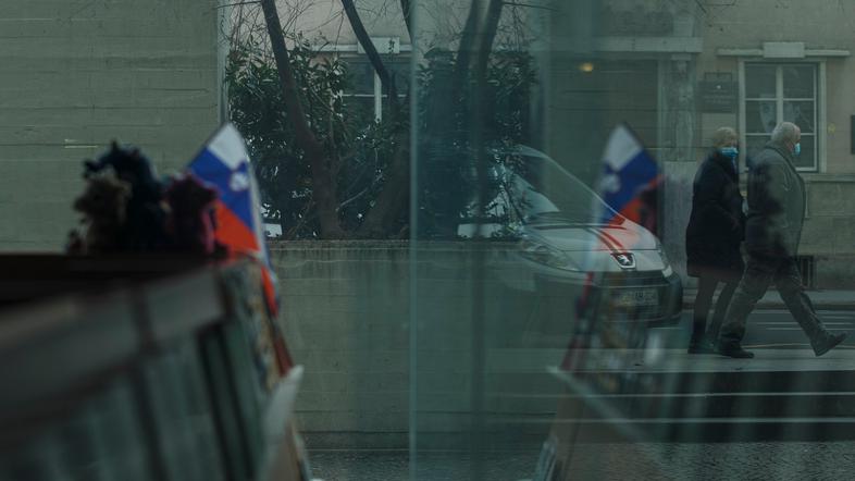 Covid-19 v Sloveniji