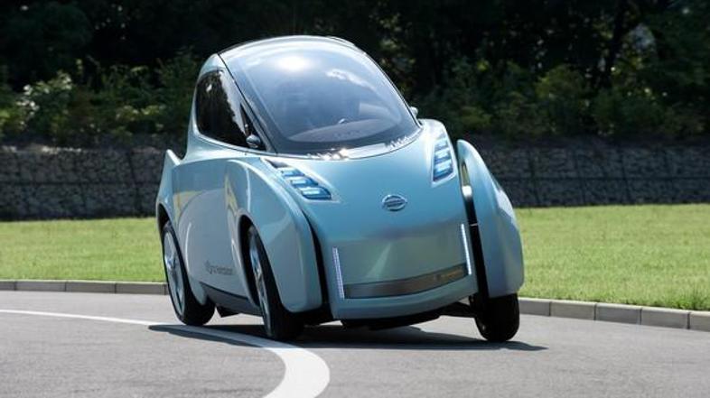 Nissan land glider je požel veliko pozornosti, ne samo na Japonskem, pač pa po v