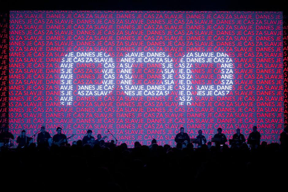 POP TV, Promenada | Avtor: POP-TV-2