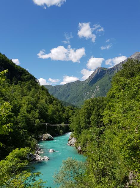 reka Soča pri Kobaridu
