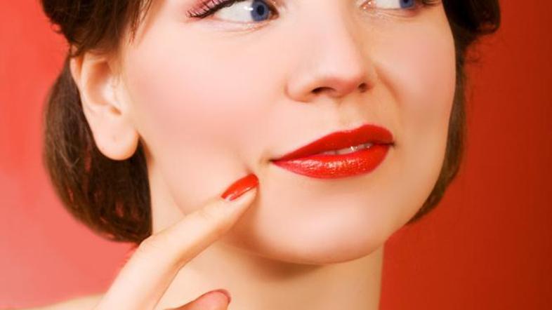 Nedolžen flirt. Na začetku. (Foto: Shutterstock)