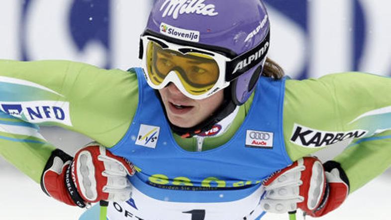 Tina Maze je bila na prvi progi najhitrejša, v drugo pa je dosegla šele 28. čas.