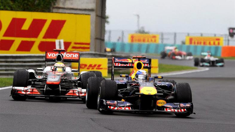 vn madžarske start vettel hamilton 2011