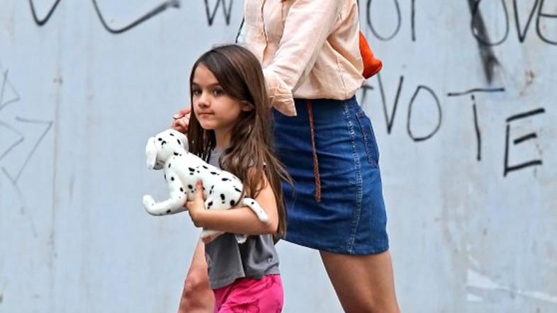 Katie Holmes, Suri Cruise