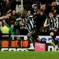 Cheik Tiote Kevin Nolan Jonas Gutierrez Emmanuel Eboue gol zadetek veselje prosl