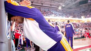 Po dolgem času je Saša Vujačić klop zamenjal za parket in dal osem točk. (Foto: 