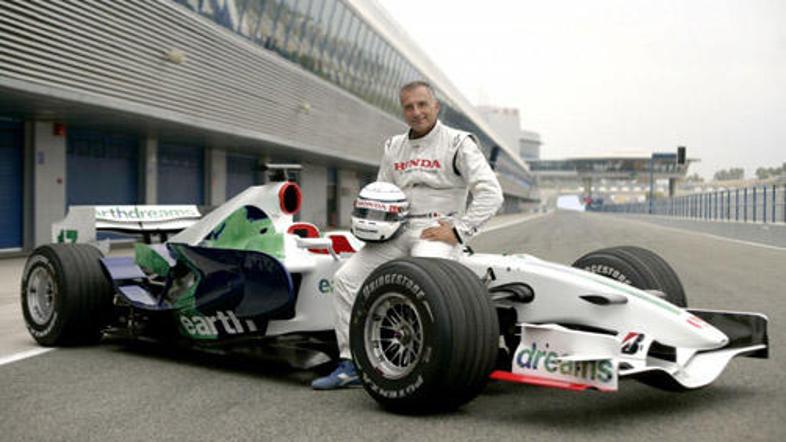 Italijan Riccardo Patrese je v formuli 1 dirkal 17 let in zmagal šestkrat.